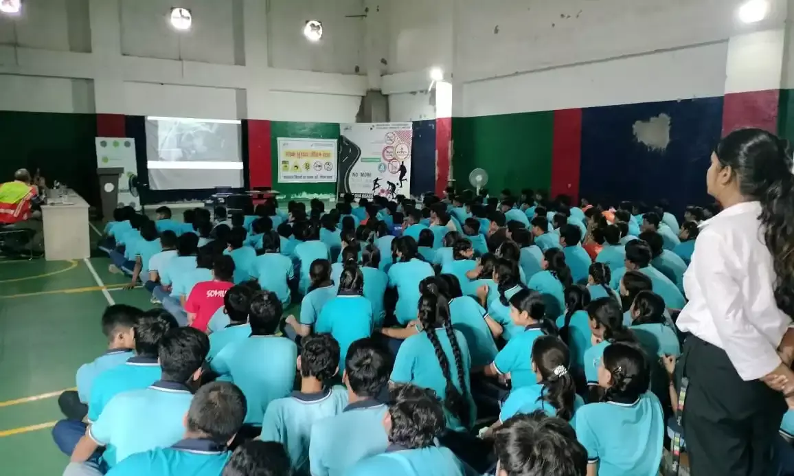 एनएचएआई द्वारा सड़क सुरक्षा जागरूकता कार्यक्रम आयोजित