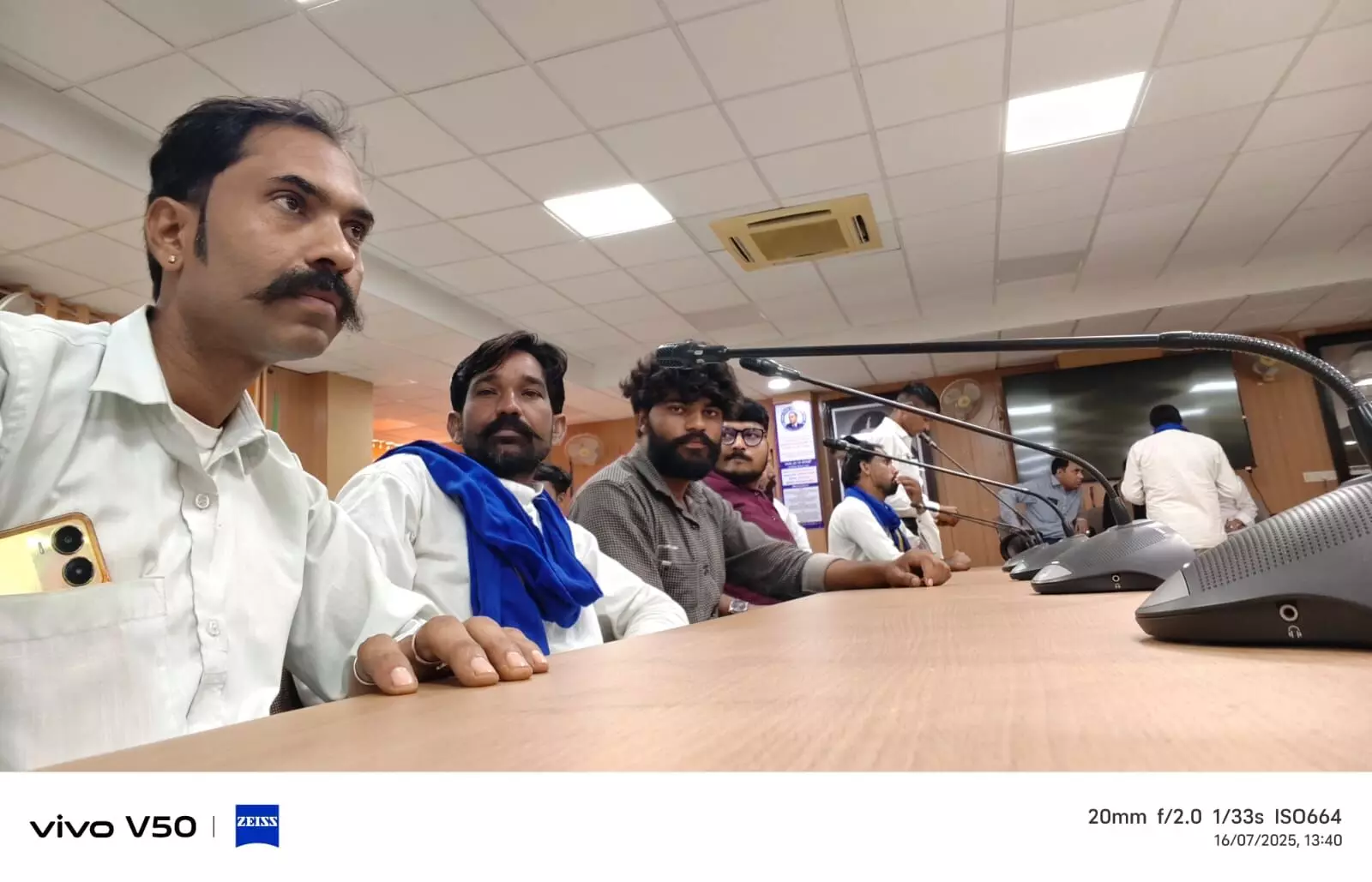 भीम आर्मी समीक्षा बैठक का आयोजित भीम आर्मी समीक्षा बैठक का आयोजित