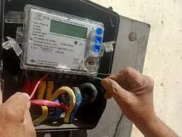 भीलवाड़ा में 75 जगह बिजली चोरी पकड़ी:318.95 लाख का जुर्माना लगाया