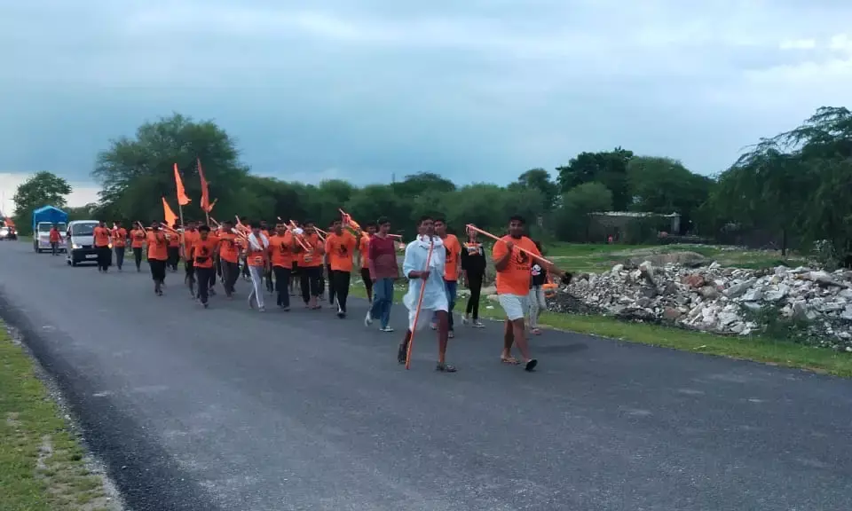 ईरास के भोले भक्तों ने शुरू की कांवड़ यात्रा, आस पहाड़ की धूणी से हुआ भव्य शुभारंभ