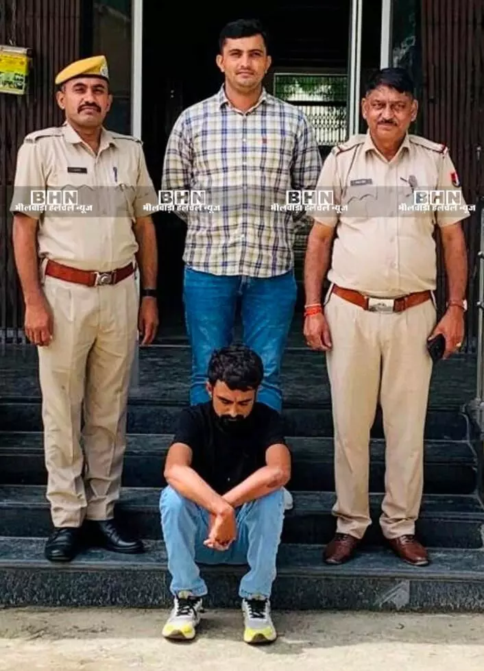 बजरी खनन मामले में फरार जेसीबी मालिक गिरफ्तार, दस हजार का घोषित था ईनाम