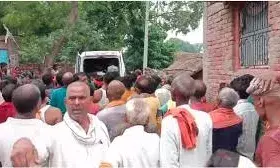 श्रद्धालुओं से भरी पिकअप को ट्रेलर ने मारी टक्कर, चार की माैत, 21 घायल