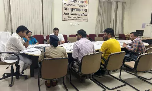 वाहन जाम और निर्माण कार्य में देरी पर कलक्टर सख्त, एनएचएआई व ठेकेदार से मांगा स्पष्टीकरण