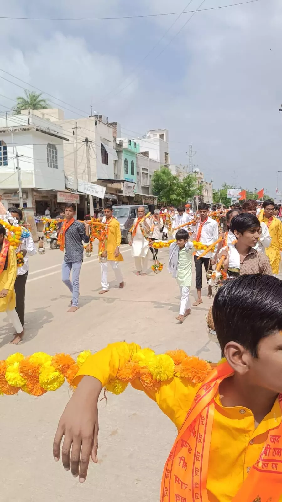 भोले के भक्तों ने निकाली कावड़ यात्रा