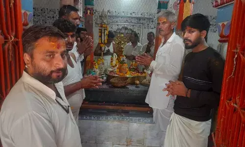 सावन के दूसरे सोमवार पर उमड़ा आस्था का जन सैलाब