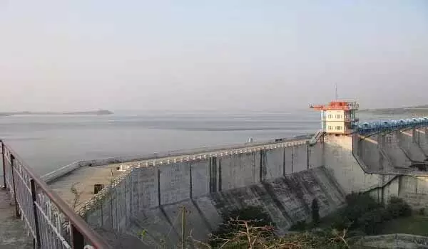 बीसलपुर बांध का गेज बढ़कर हुआ 315.17 RL मीटर, त्रिवेणी नदी बह रही 3.30 मीटर के उफान पर