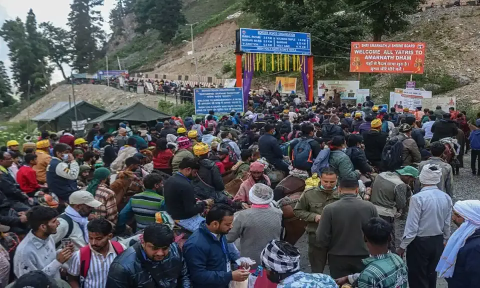 19 दिनों में 3.21 लाख श्रद्धालुओं ने की अमरनाथ यात्रा, आज 3,536 यात्रियों का नया जत्था रवाना