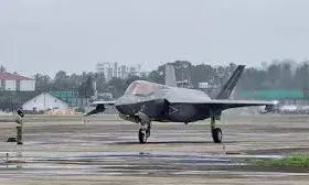 37 दिन बाद ब्रिटिश F-35B जेट ने फिर भरी उड़ान, ब्रिटेन ने कहा- भारत धन्यवाद