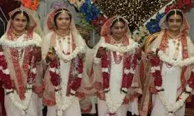 भगवान शिव से रचाई 4 छात्राओं ने शादी, लिया ब्रह्मचर्य और सेवा का संकल्प भगवान शिव से रचाई 4 छात्राओं ने शादी, लिया ब्रह्मचर्य और सेवा का संकल्प