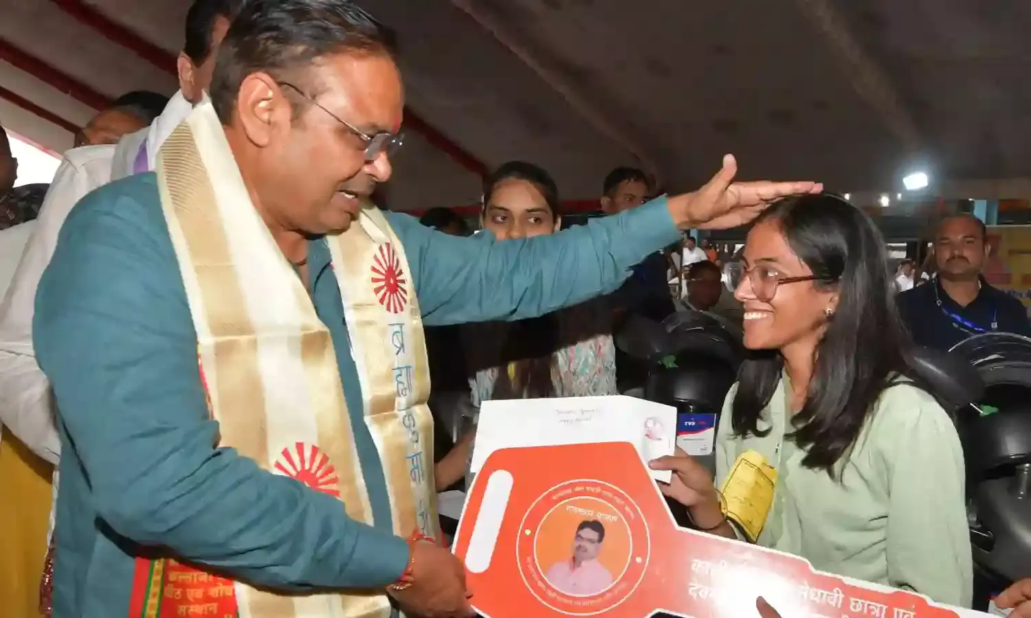 मुख्यमंत्री ने निंबाहेड़ा में 475 करोड़ रुपये के विकास कार्यों का किया शिलान्यास-लोकार्पण मुख्यमंत्री ने निंबाहेड़ा में 475 करोड़ रुपये के विकास कार्यों का किया शिलान्यास-लोकार्पण