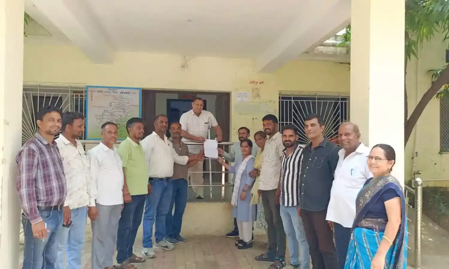 मंत्रालयिक कर्मचारियों ने मुख्यमंत्री, पंचायती राज मंत्री, मुख्य सचिव एवं शासन सचिव के नाम सौंपा ज्ञापन