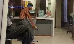 प्रॉपर्टी कारोबारी के इनकम टैक्स की छापेमारी प्रॉपर्टी कारोबारी के इनकम टैक्स की छापेमारी