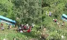 यात्रियों से भरी एचआरटीसी बस अनियंत्रित होकर खेतों में गिरी ,पांच की माैत 20 घायल यात्रियों से भरी एचआरटीसी बस अनियंत्रित होकर खेतों में गिरी ,पांच की माैत 20 घायल