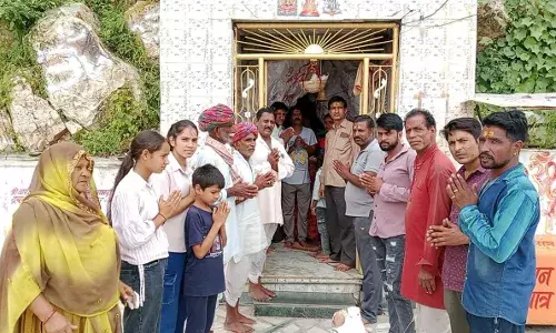 हरियाली अमावस्या पर बागेश्वरनाथ महादेव मंदिर में उमड़ी भीड़