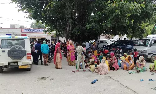 दहेज के लिए प्रताड़ित कर युवती की हत्या, मृतका की मां ने दर्ज कराया मामला