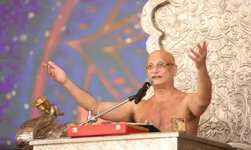 मोबाइल में तस्वीर लेना आसान है, लेकिन जिंदगी में अपनी इमेज बनाना मुश्किल है - पुलक सागर