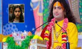 25 साल की लड़कियां जब घर में आती हैं तो...,कथावाचक अनिरुद्धाचार्य के इस बयान पर मचा हंगामा