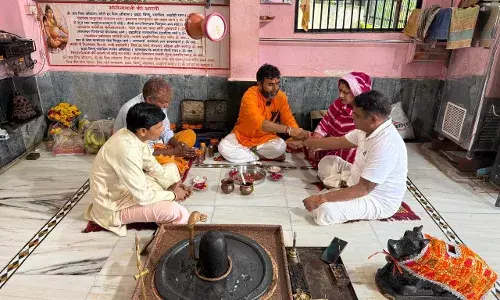 क्षेत्र में सुख शांति को लेकर भगवान की आराधना