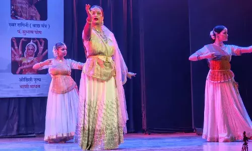 शिल्पग्राम के दर्पण सभागार में छाया क्लासिकल का जादू