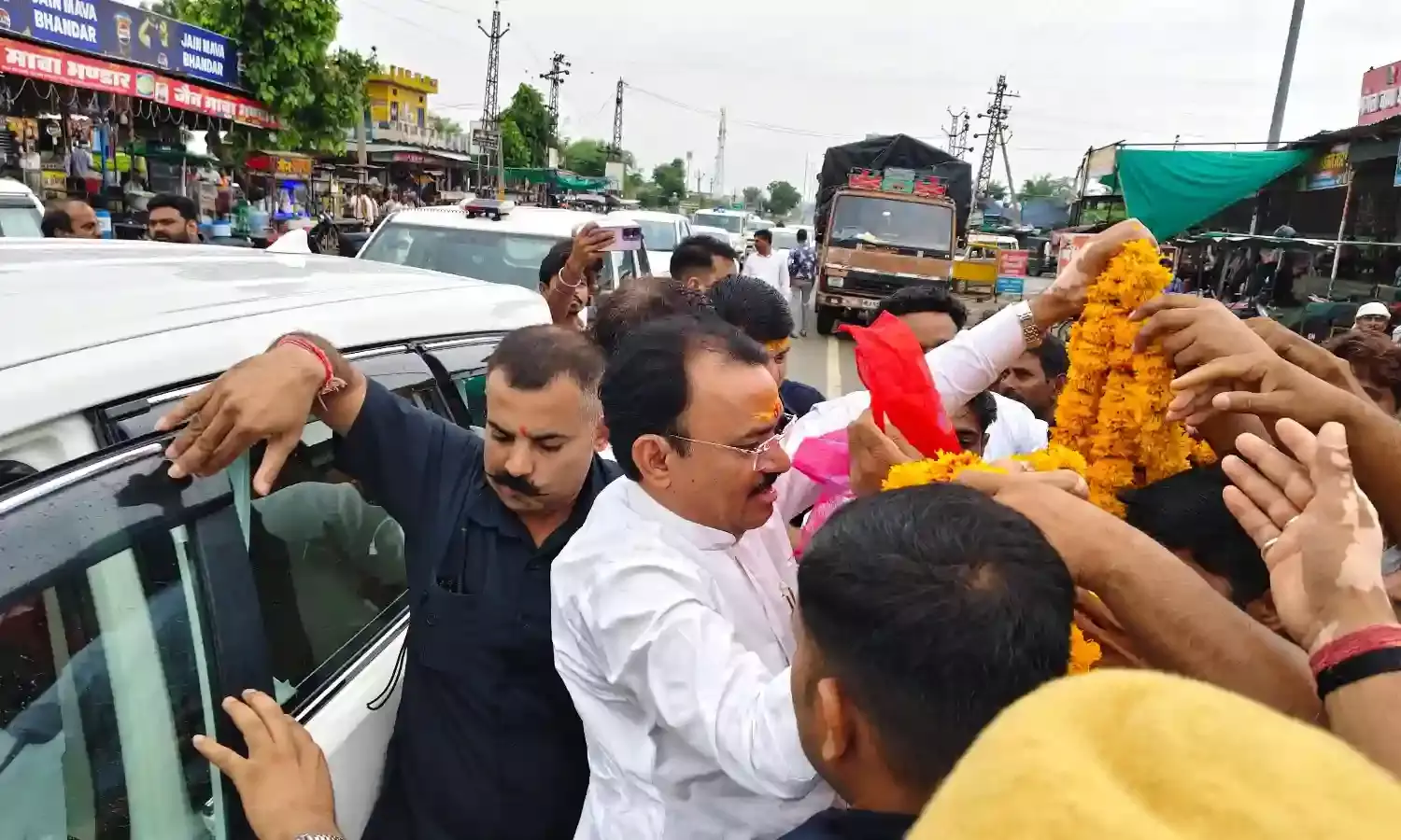 उप मुख्यमंत्री बेरवा का सवाईपुर में स्वागत उप मुख्यमंत्री बेरवा का सवाईपुर में स्वागत