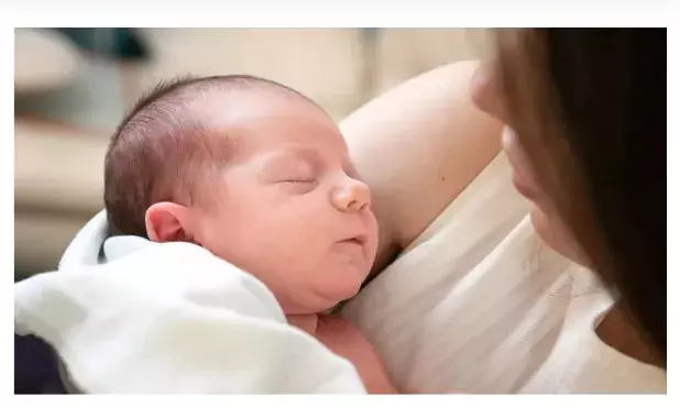 राजस्थान के दंपत्ति से किराए की कोख के नाम पर 35 लाख की ठगी,फर्टिलिटी सेंटर पर छापा, डॉक्टर सहित दस गिरफ्तार राजस्थान के दंपत्ति से किराए की कोख के नाम पर 35 लाख की ठगी,फर्टिलिटी सेंटर पर छापा, डॉक्टर सहित दस गिरफ्तार