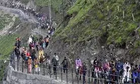 अमरनाथ यात्रा : 3.77 लाख श्रद्धालुओं ने किए बाबा बर्फानी के दर्शन