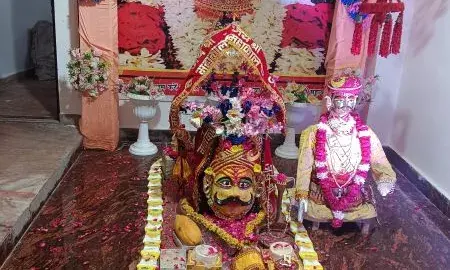 भूतेश्वर महादेव को लगाया छप्पन भोग