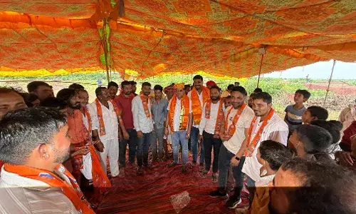 जिला प्रमुख अहीर ने विकास कार्यों के लिए की पांच लाख की घोषणा