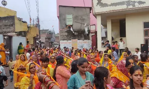 भोले शम्भू भोले नाथ के नारे से नमो पार्वती पतय हर हर महादेव  के जयंकारो से गुंजा  मंदिर