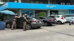 बाज़ार में हुई फायरिंग, 6 लोगों की गई जान, शूटर ने भी की आत्महत्या