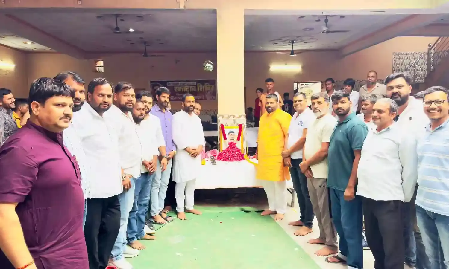 343 रक्तदाताओ ने किया रक्तदान