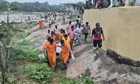 बेड़च नदी में बाइक सहित बहे दोनों युवकों के शव मिले, एक युवक की शिनाख्त   नहीं