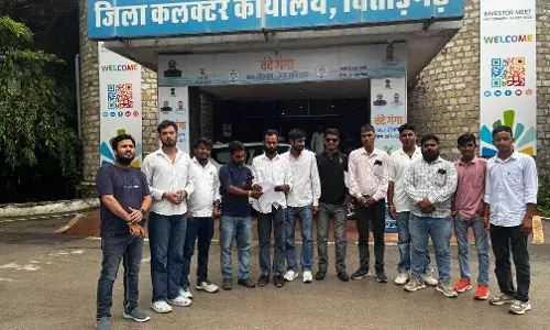 एनएसयूआई ओर युथ कांग्रेस द्वारा मेवाड़ विश्वविद्यालय कि मान्यता रद्द कर , छात्र छात्राओं के साथ न्याय करने कि मांग