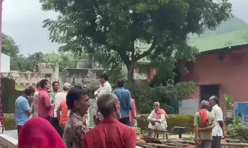 कागज़ों में विकास, हकीकत में विनाश – कुंभलगढ़ में टूटती छतें और टूटा भरोसा