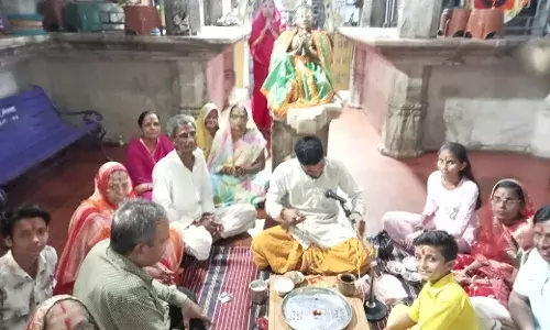 पूजा अर्चना को 1 वर्ष पूर्ण होने पर किया अभिषेक पूजा अर्चना को 1 वर्ष पूर्ण होने पर किया अभिषेक
