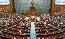 निश्चित मासिक वेतन देने की मांग