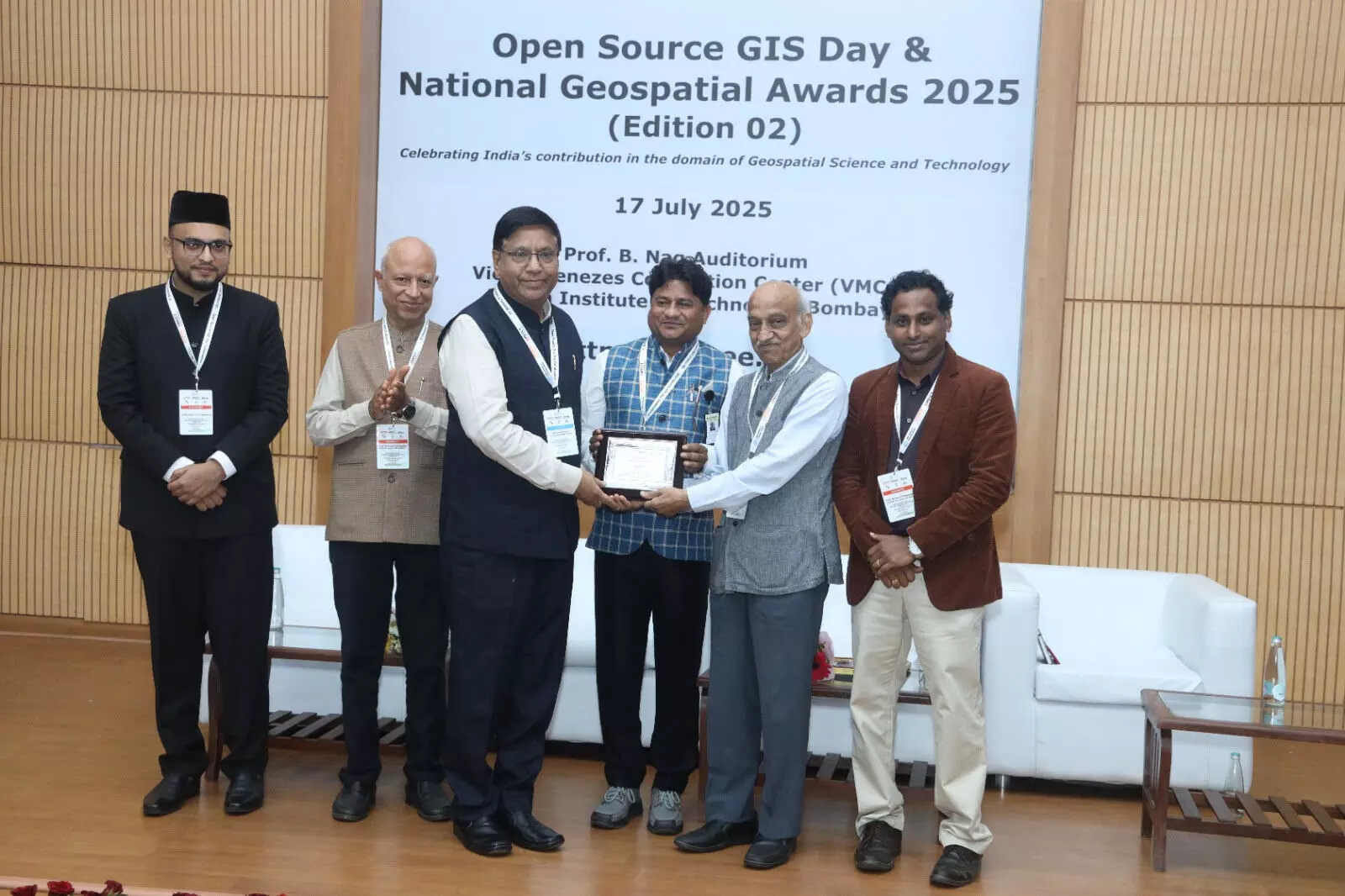 संगम विश्वविद्यालय उभरते विश्वविद्यालय पुरस्कार से सम्मानित संगम विश्वविद्यालय उभरते विश्वविद्यालय पुरस्कार से सम्मानित