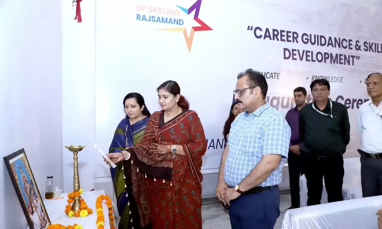 बच्चों के बेहतर भविष्य हेतु कौशल प्रशिक्षण अत्यंत महत्वपूर्ण :विधायक माहेश्वरी