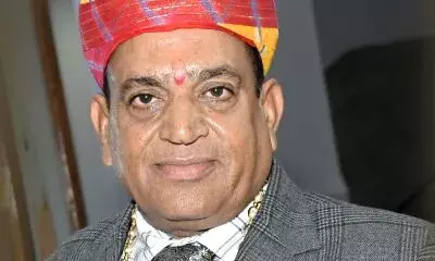 नर्सिंग अधिक्षक हुए सेवानिवृत्त