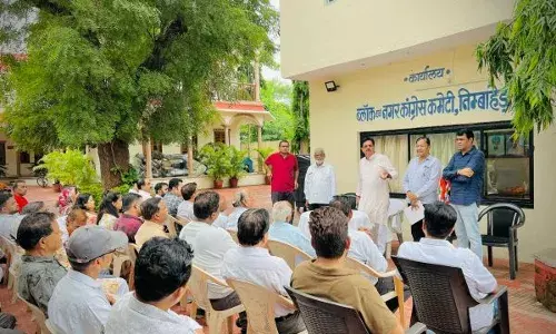 पूर्व सहकारिता मंत्री आंजना ने कांग्रेस पार्टी के आयोजित कार्यक्रमों में सक्रिय भागीदारी निभाने को कहा