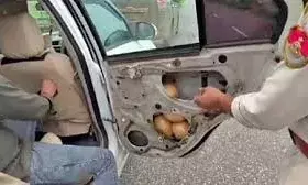 कार की खिड़की से सीबीएन ने पकड़ी 6.6 किलो अवैध अफीम; तीन गिरफ्तार