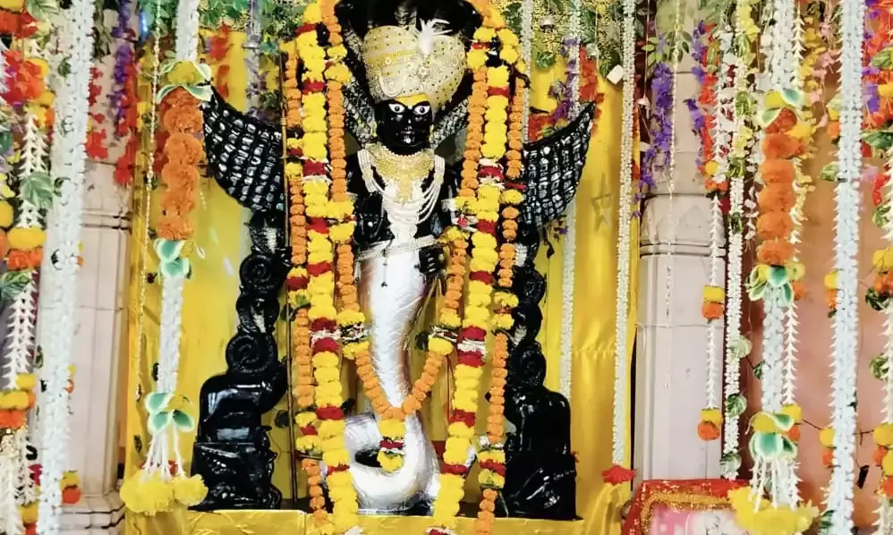 जिण दिन कल्लो जनमियों,जग में कीधो नाम