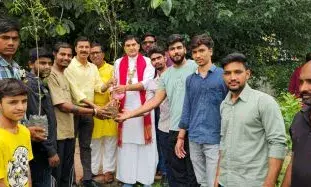 राजस्थान जन मंच ने संत के सानिध्य में किया पौधारोपण