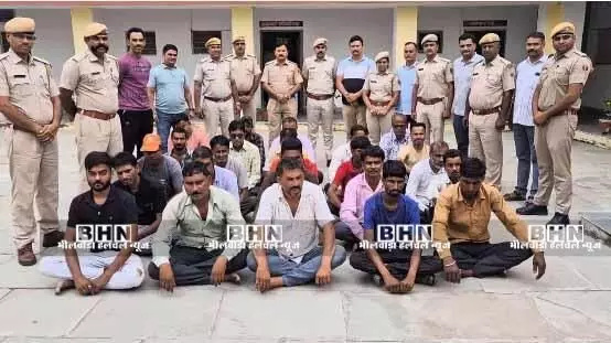 कांकरोली पुलिस की बड़ी कार्रवाई – सार्वजनिक स्थान पर जुआ खेलते हुए 25 आरोपी गिरफ्तार, ₹1.12 लाख नकद जब्त