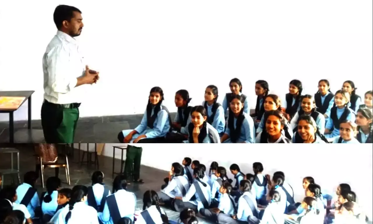 छात्राओं को सड़क सुरक्षा की दी जानकारी