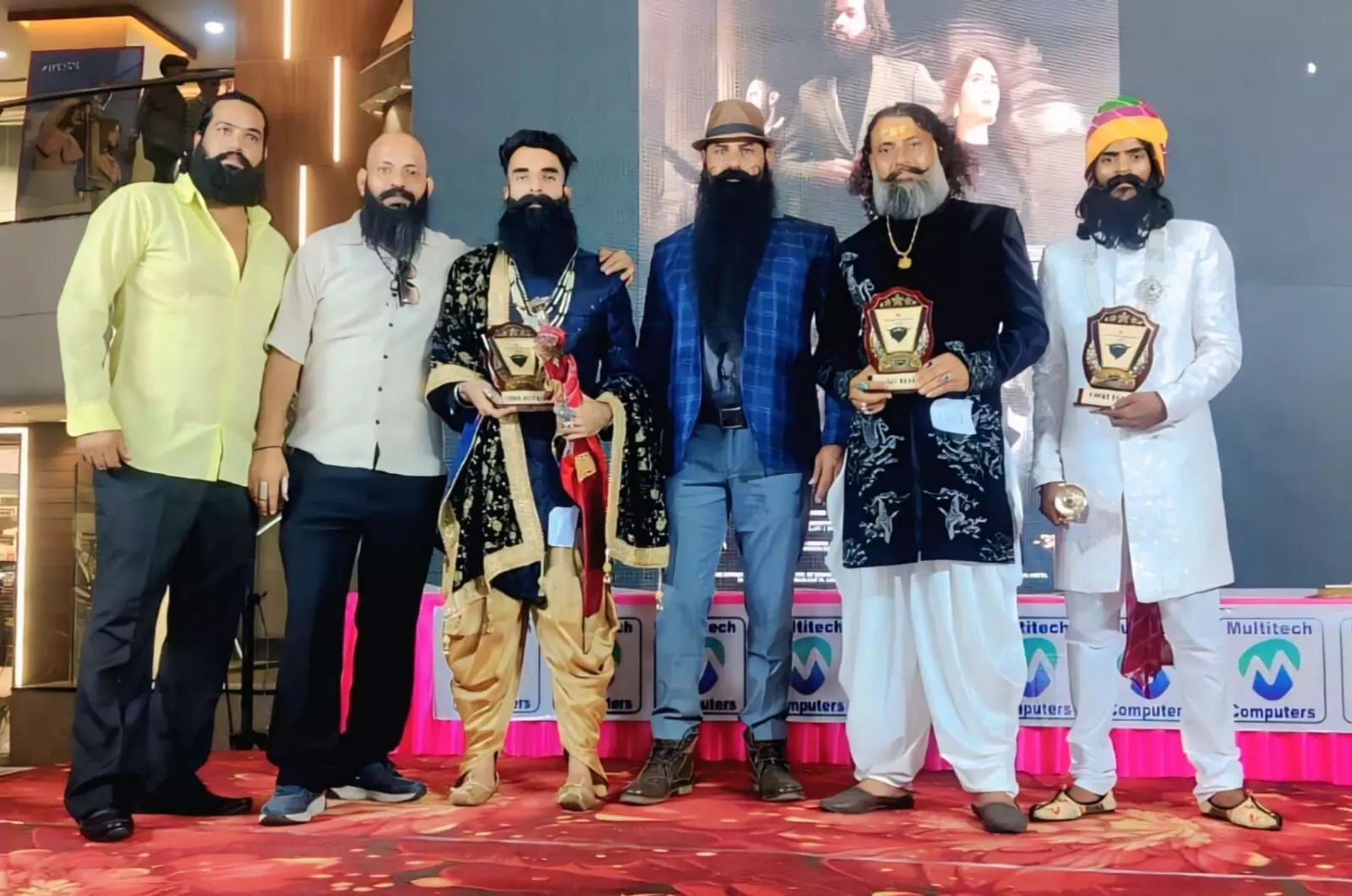 शाहपुरा बियर्ड क्लब के सदस्यों ने कोटा बियर्ड कंपीटिशन में दिखाया दम, जीते कई पुरस्कार ... शाहपुरा बियर्ड क्लब के सदस्यों ने कोटा बियर्ड कंपीटिशन में दिखाया दम, जीते कई पुरस्कार ...