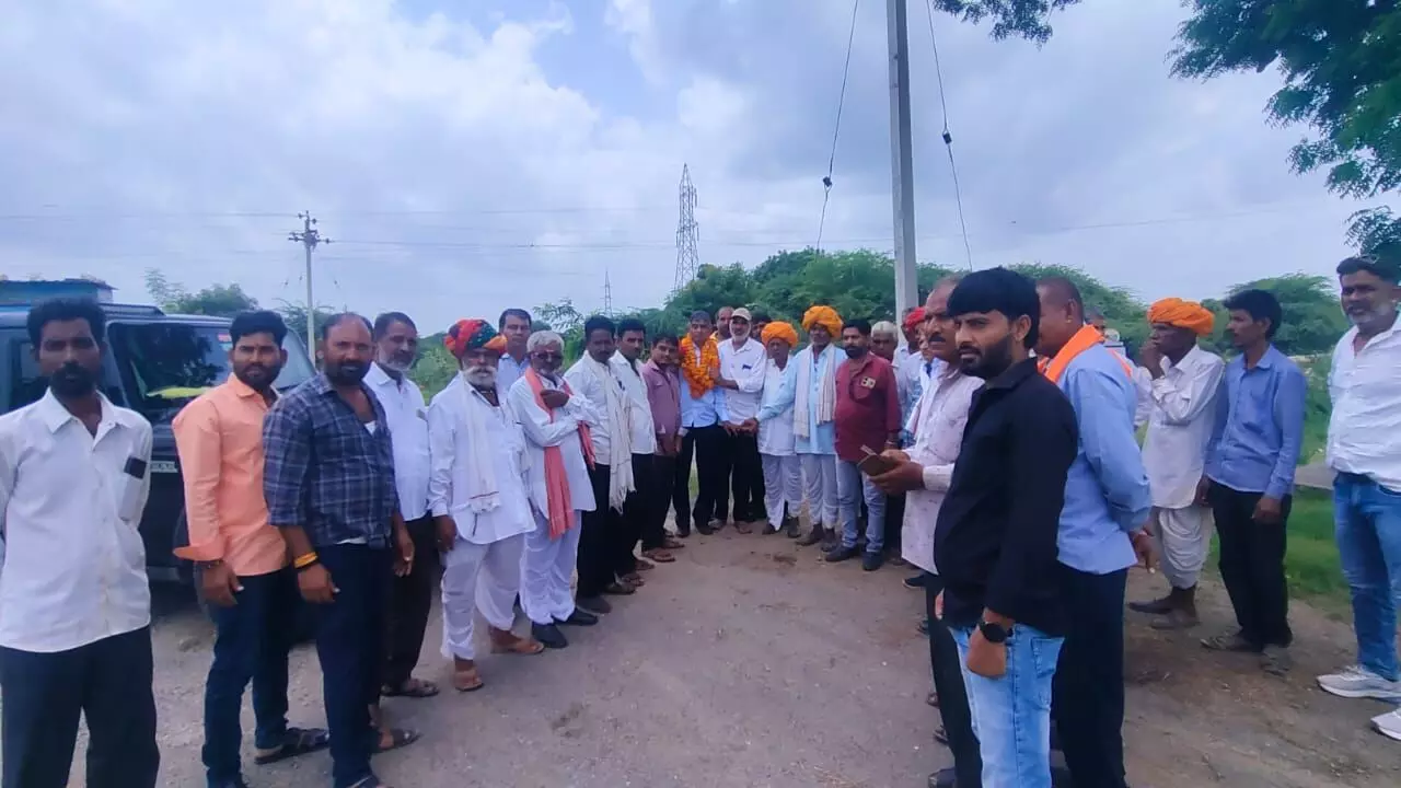 लोहार समाज के नवनियुक्त प्रदेशाध्यक्ष संपतलाल का रायला में स्वागत लोहार समाज के नवनियुक्त प्रदेशाध्यक्ष संपतलाल का रायला में स्वागत