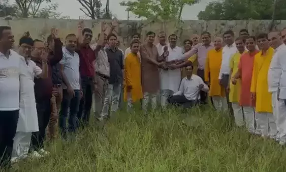 श्री महेश सेवा फाउंडेशन का एकदिवसीय वन भ्रमण कार्यक्रम हुआ आयोजित श्री महेश सेवा फाउंडेशन का एकदिवसीय वन भ्रमण कार्यक्रम हुआ आयोजित