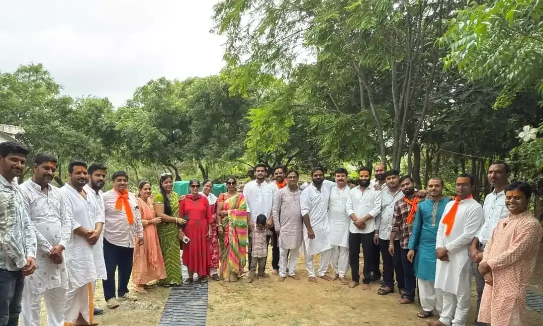 151 किलो साबुदाने की खीर का किया वितरण