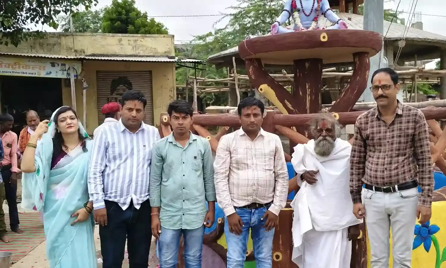 पाटन गांव में भगवान शिव की मूर्ति की स्थापित